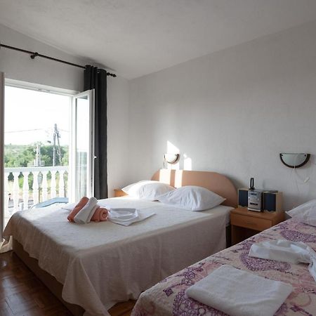 Marina'S Apartments Ražanac Kültér fotó