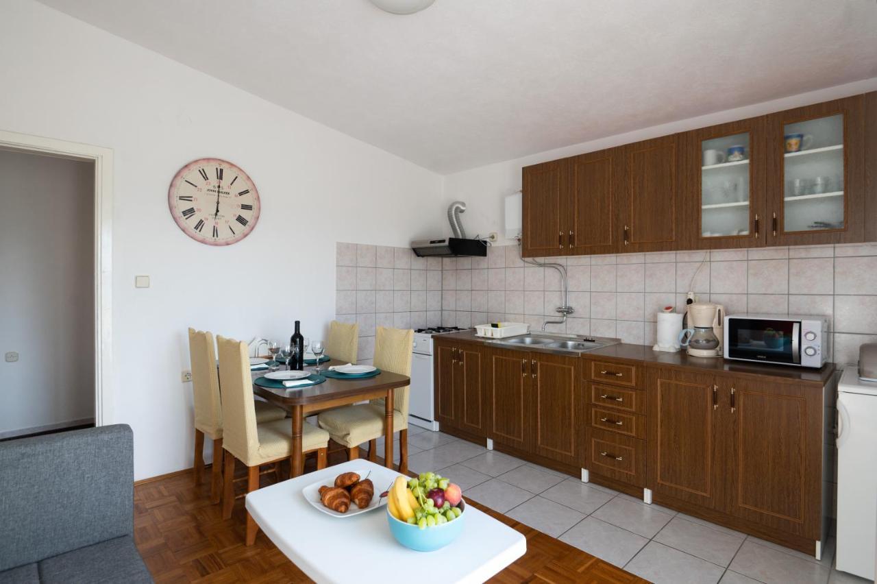 Marina'S Apartments Ražanac Kültér fotó