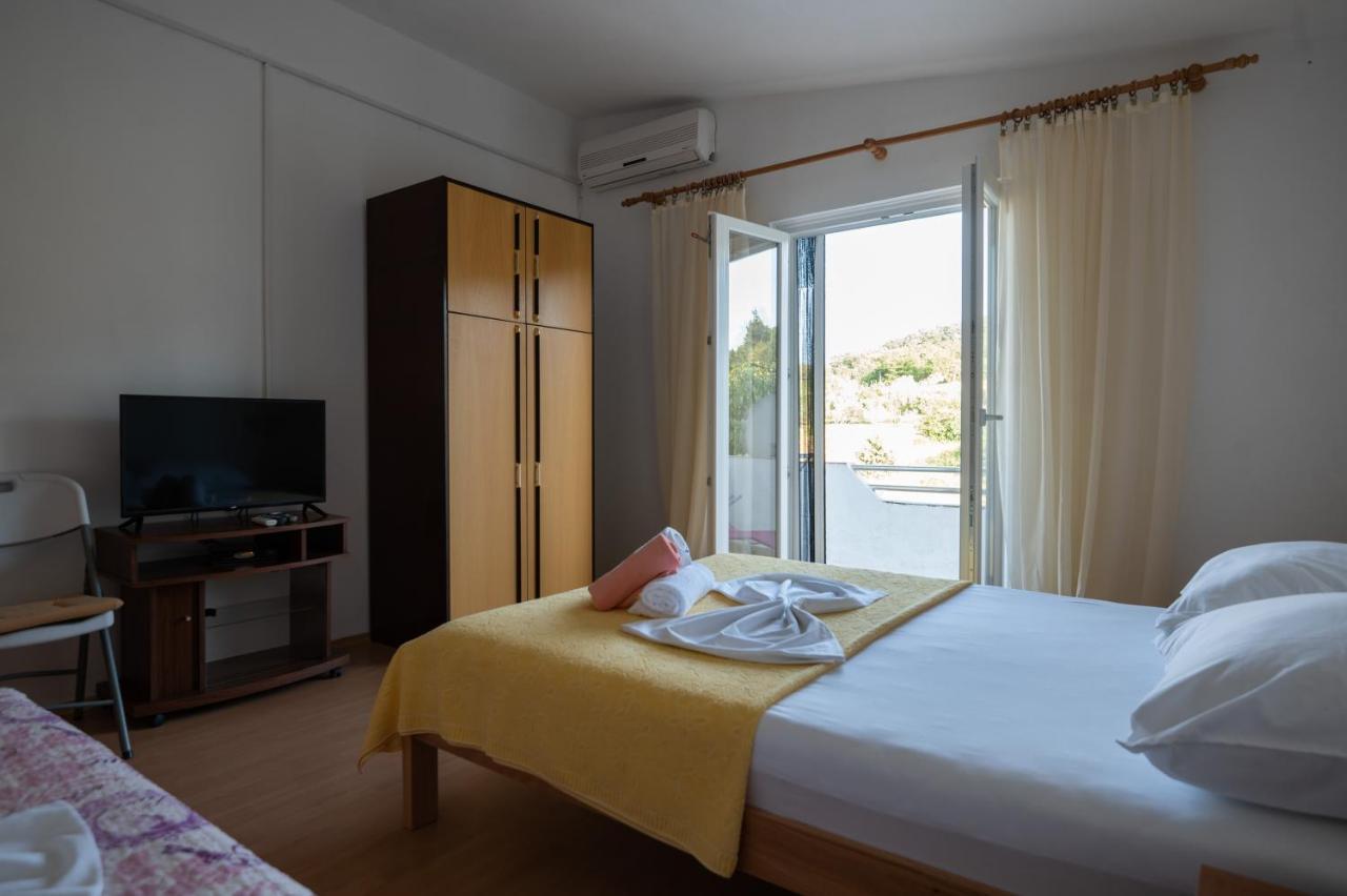 Marina'S Apartments Ražanac Kültér fotó